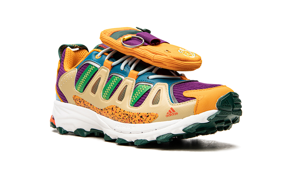 Overkicks - Adidas Superturf Adventure Sean Wotherspoon Jiminy Cricket (GY8341) - detalle lateral interior