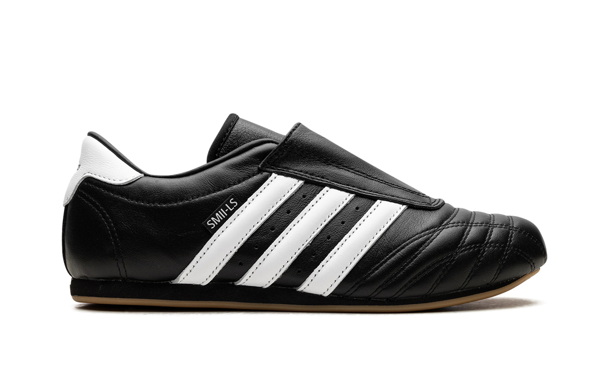 Overkicks - Adidas Taekwondo Black White (JQ4775) - detalle talon