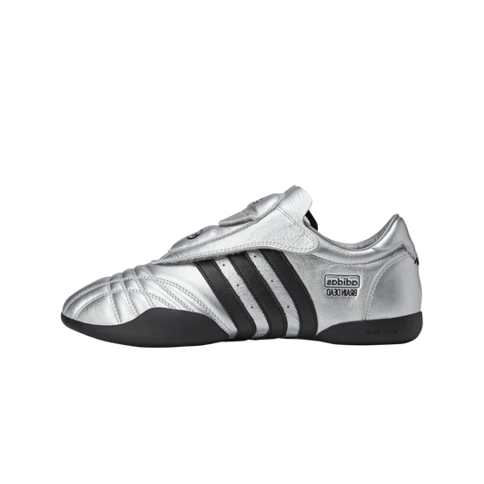 Overkicks - Adidas Taekwondo Brain Dead Metallic Silver (JQ9215) - vista lateral