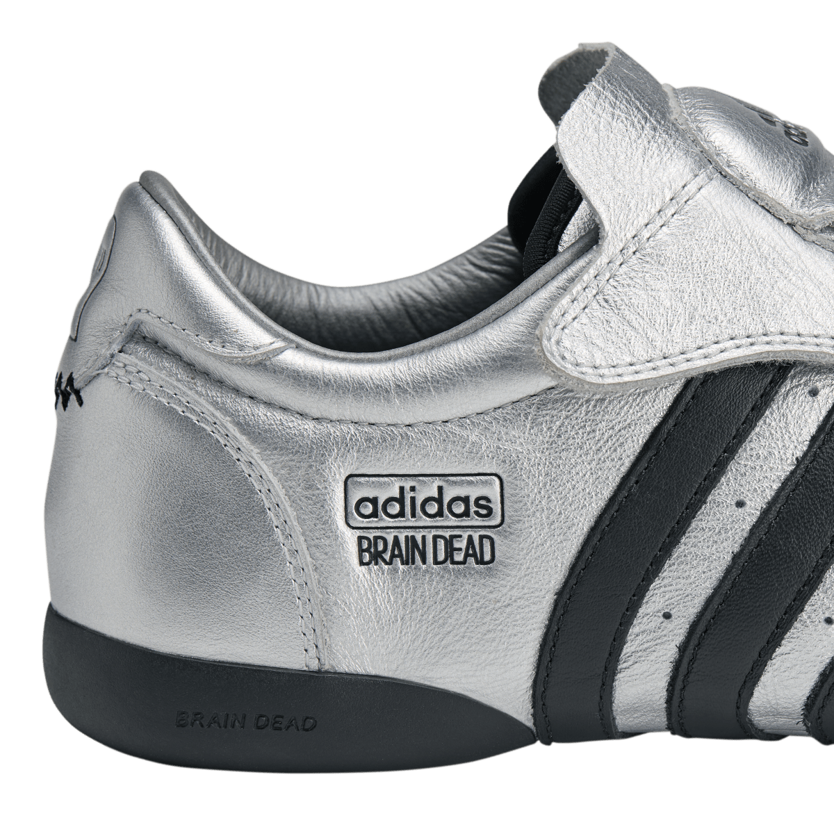 Overkicks - Adidas Taekwondo Brain Dead Metallic Silver (JQ9215) - detalle lateral interior