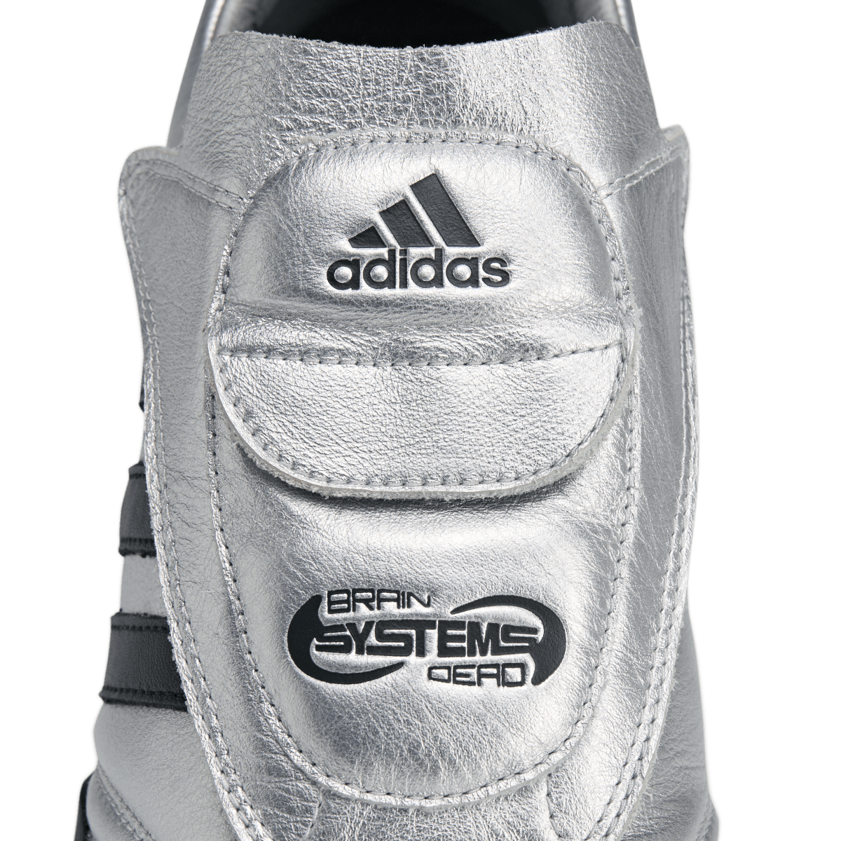 Overkicks - Adidas Taekwondo Brain Dead Metallic Silver (JQ9215) - detalle