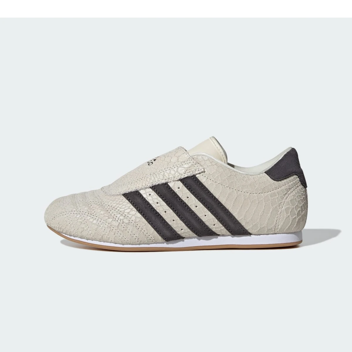 Overkicks - Adidas Taekwondo Cream White Utility Black (IH4447) - vista lateral