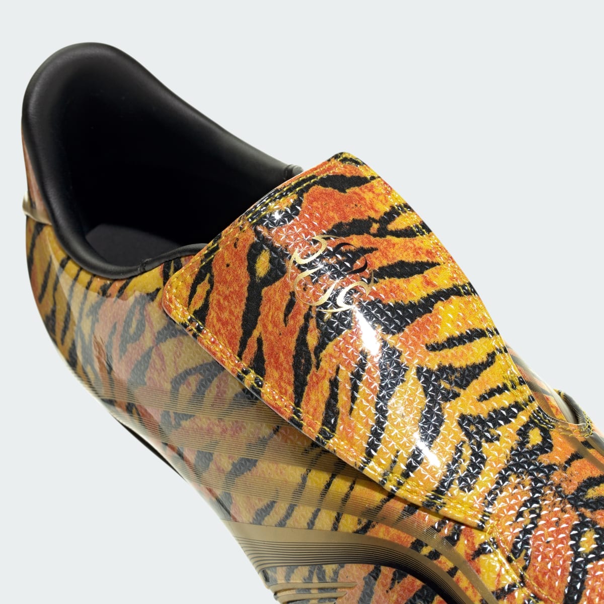 Overkicks - Adidas Taekwondo F50 Tiger Print (IH6860) - detalle