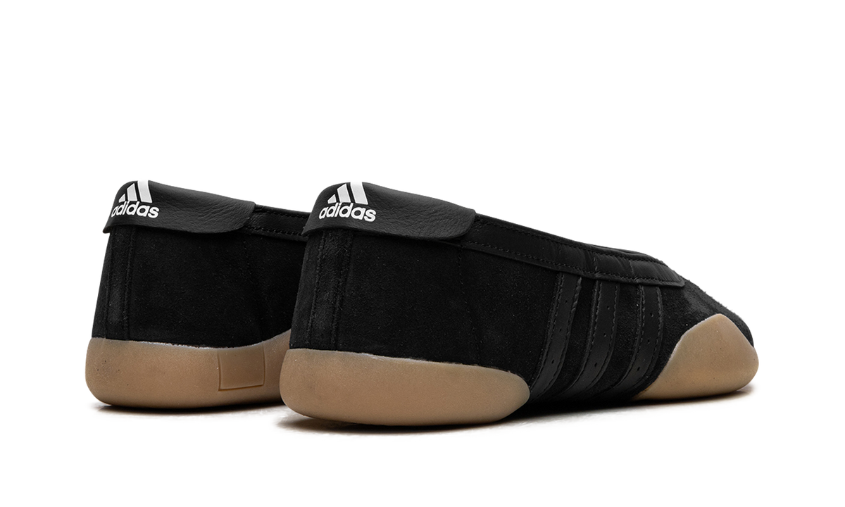 Overkicks - Adidas Taekwondo Mei Ballet Black Gum (JQ0669) - par completo