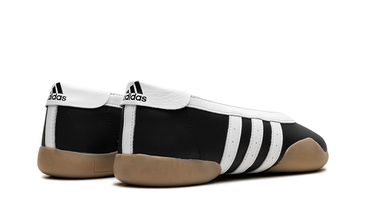 Overkicks - Adidas Taekwondo Mei Ballet Black White (JR7031) - par completo