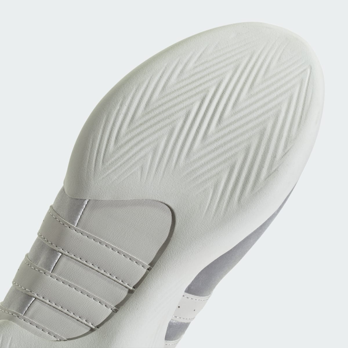 Overkicks - Adidas Taekwondo Mei Ballet Silver Metallic Grey (KJ8370) - detalle
