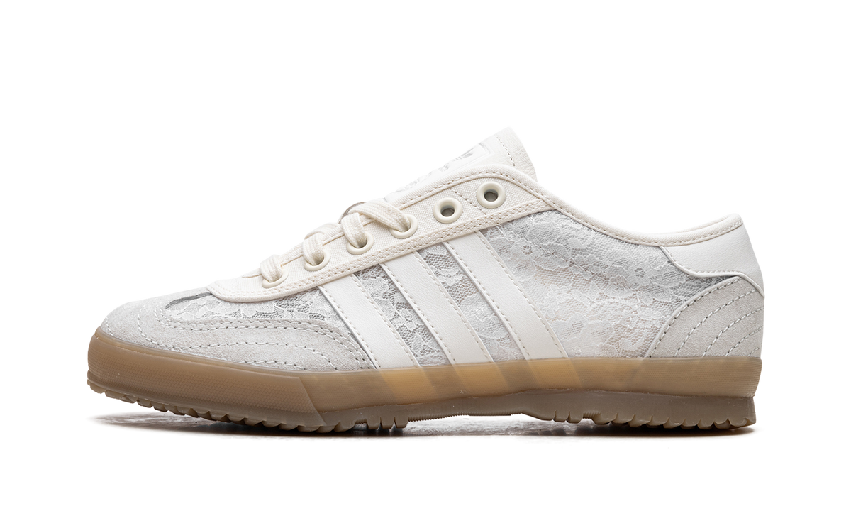 Overkicks - Adidas Tischtennis NAKED Copenhagen Silvery Daisy Lace Pack (JI3995) - vista lateral