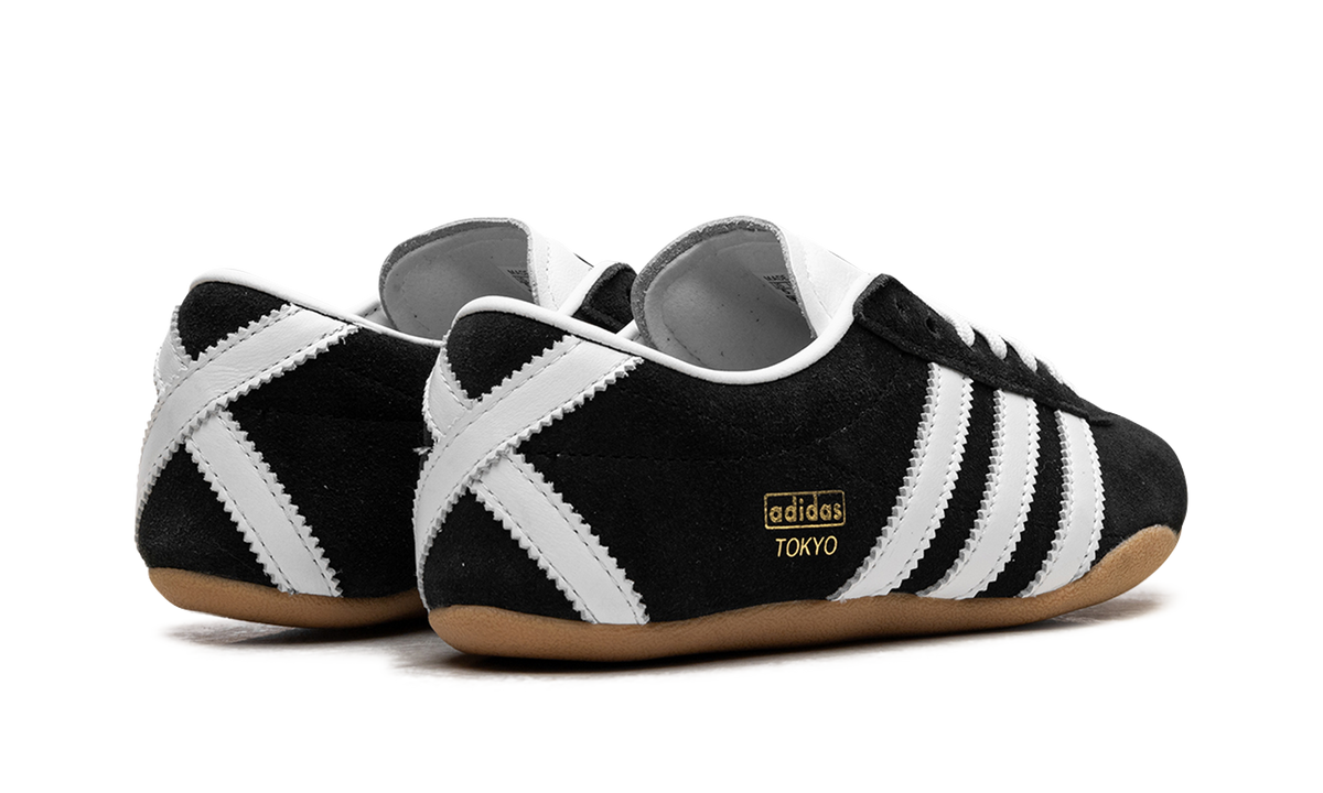 Overkicks - Adidas Tokyo Black White (Womens) (JI0183) - par completo