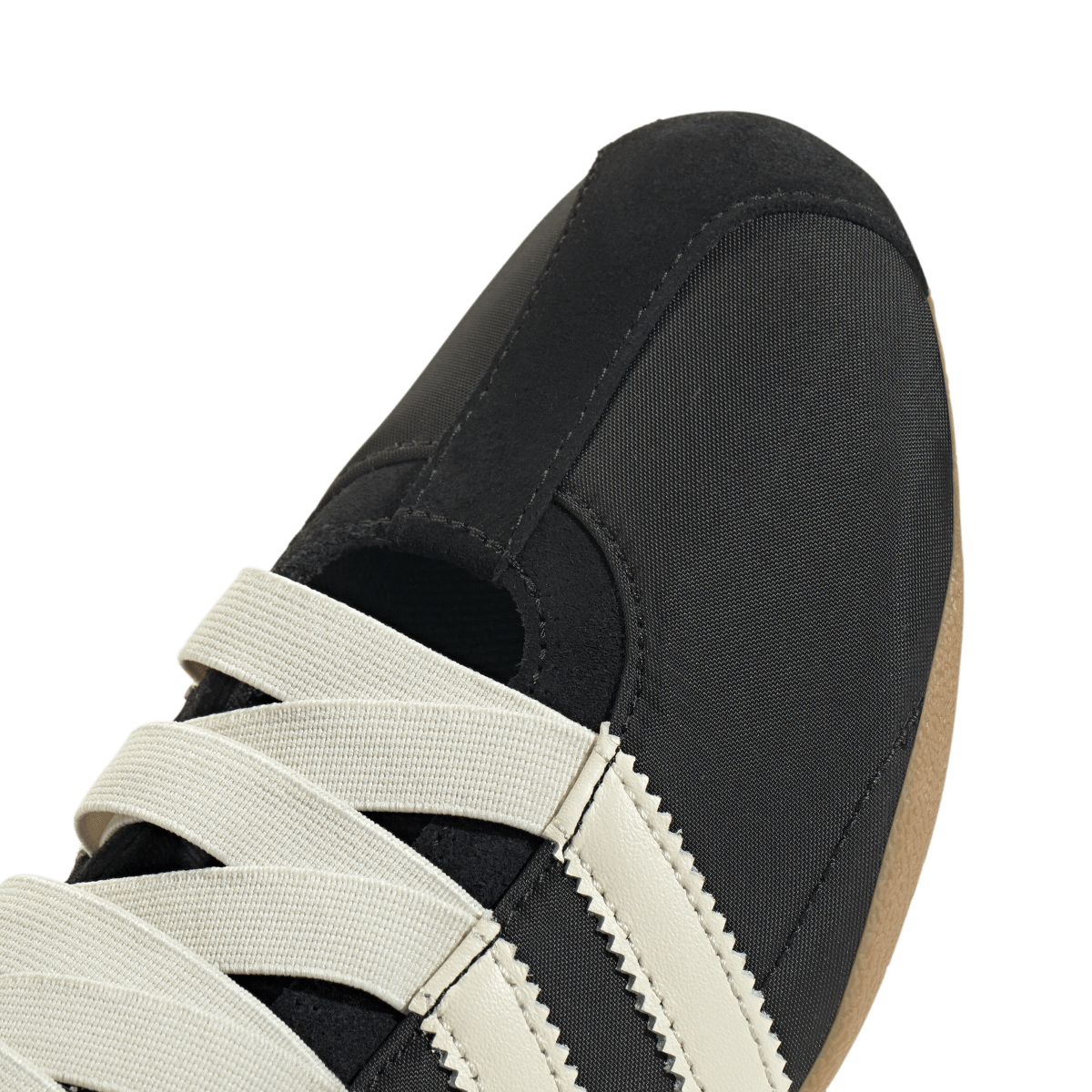 Overkicks - Adidas Tokyo MJ Black Cream White (Womens) (JR4790) - detalle lateral interior