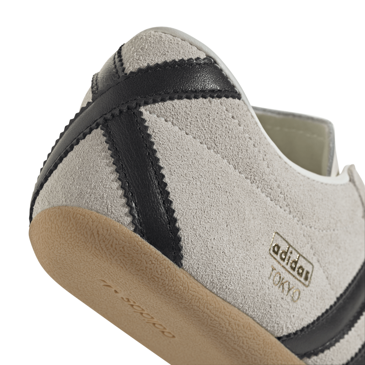 Overkicks - Adidas Tokyo Off White Black (Womens) (JI0182) - detalle lateral interior