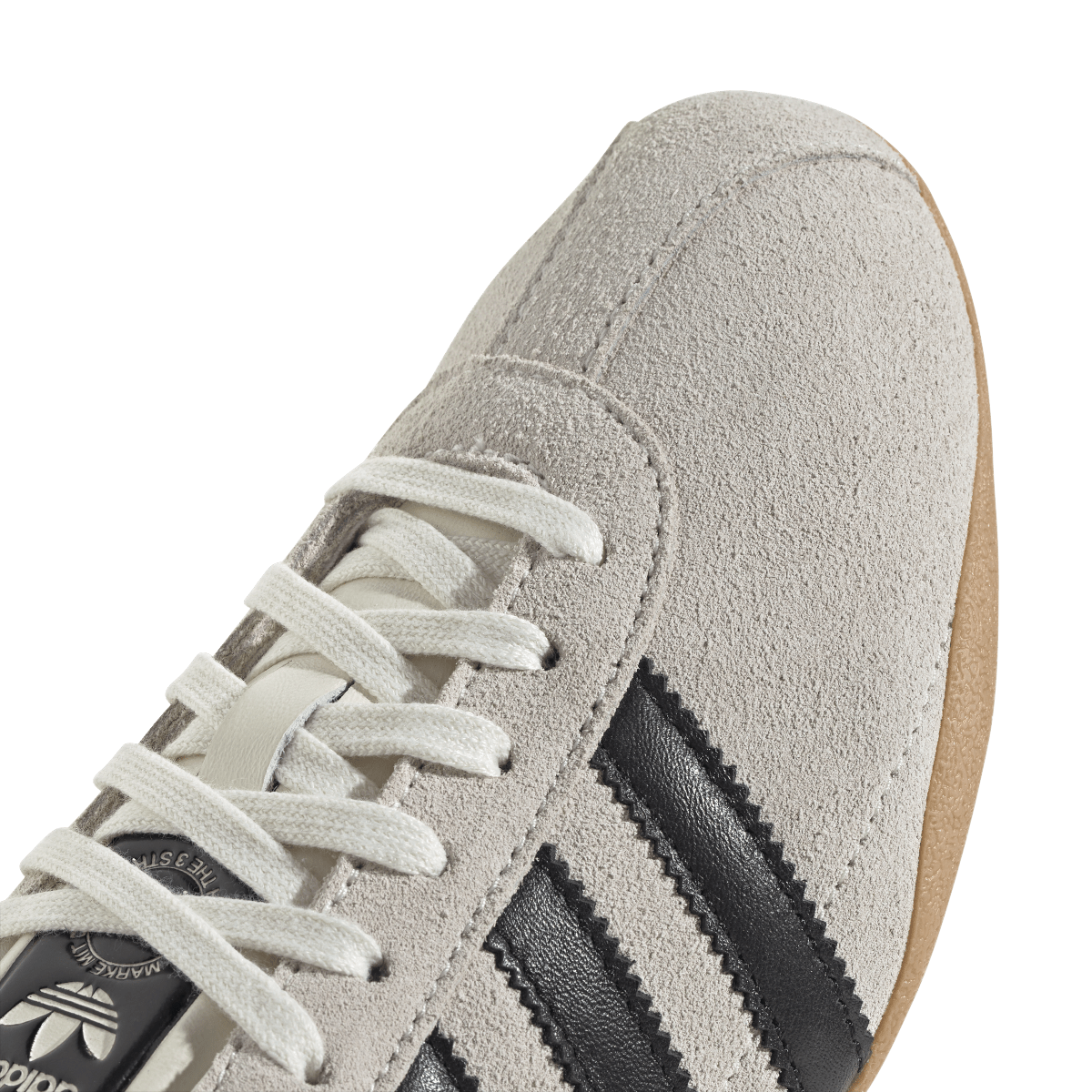 Overkicks - Adidas Tokyo Off White Black (Womens) (JI0182) - detalle