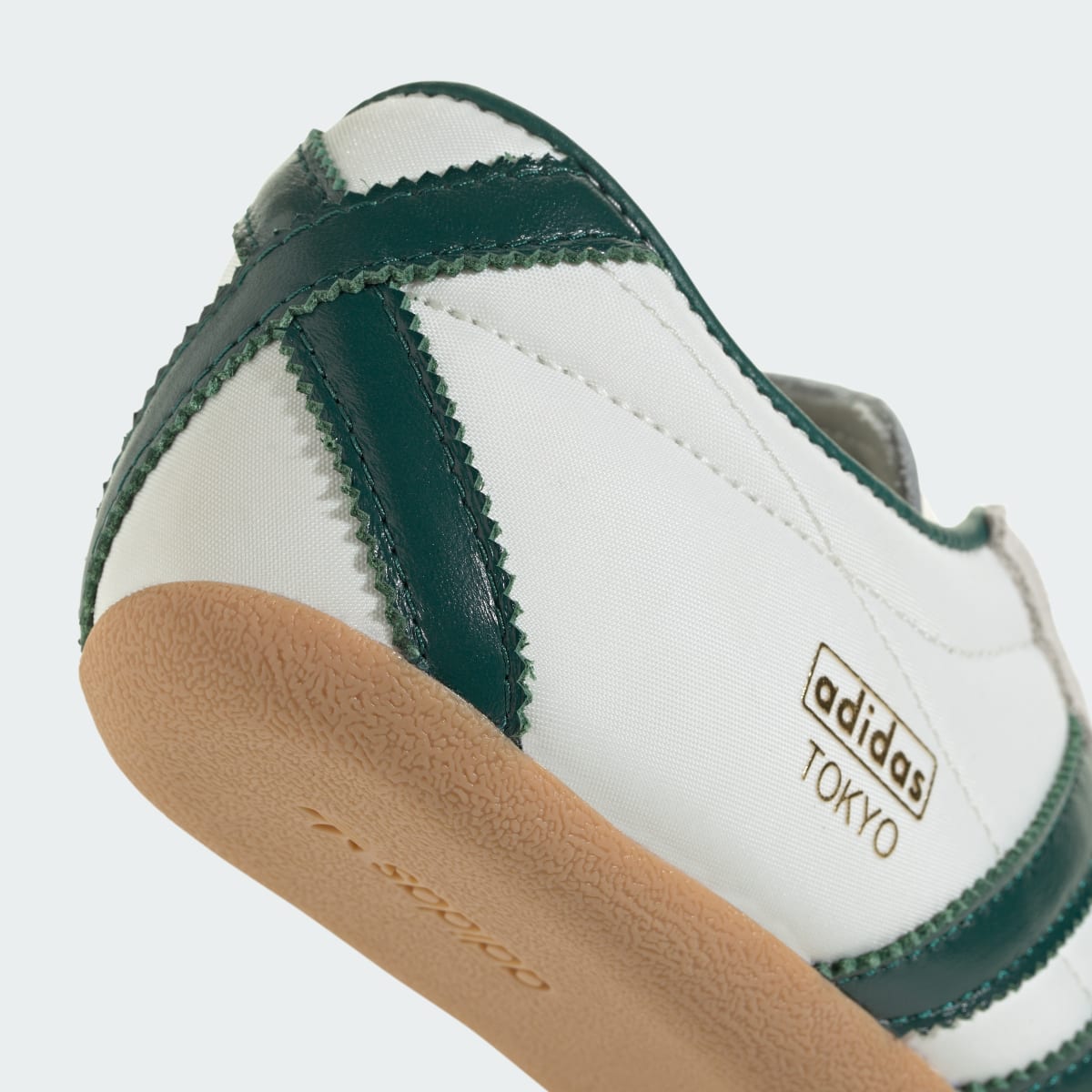 Overkicks - Adidas Tokyo Off White Collegiate Green Gold Metallic (Womens) (JP9705) - detalle