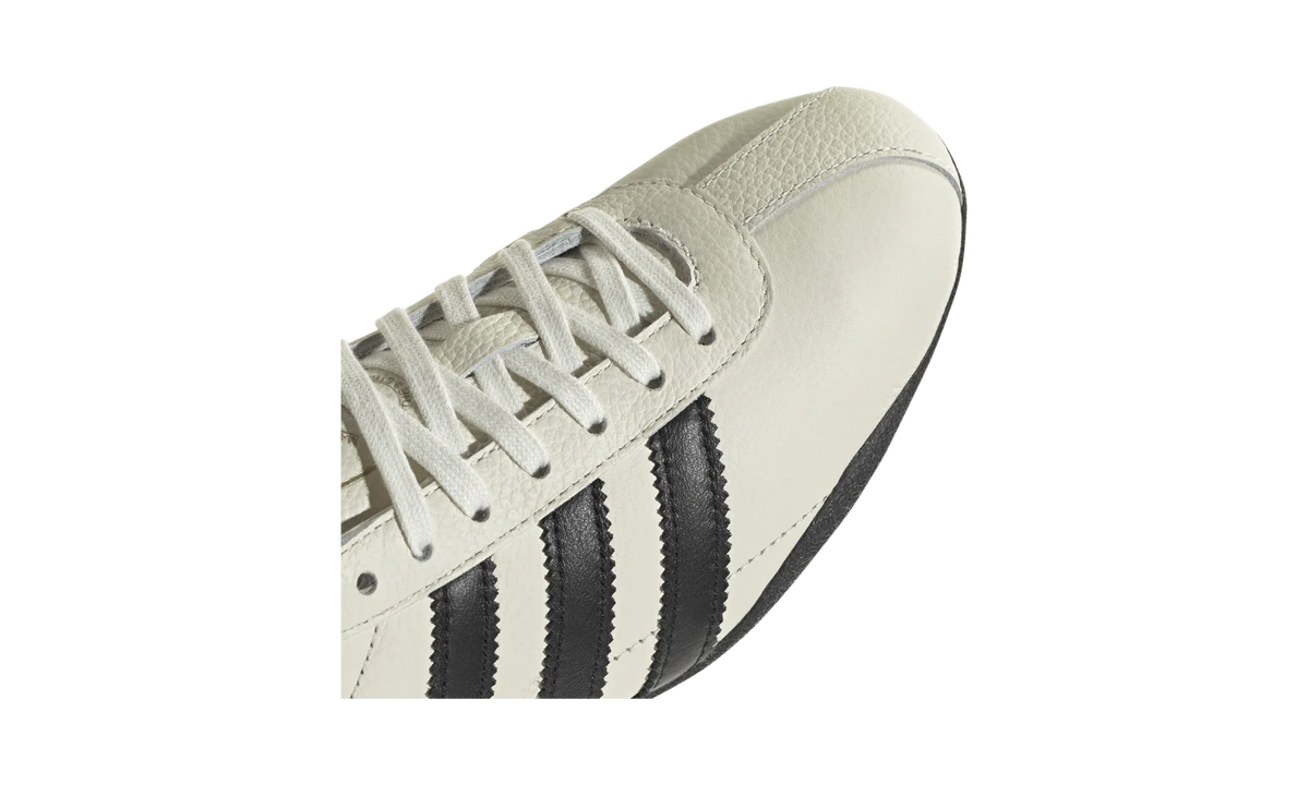 Overkicks - Adidas Tokyo Off White Core Black Gold Metallic (Womens) (JQ0597) - detalle lateral interior