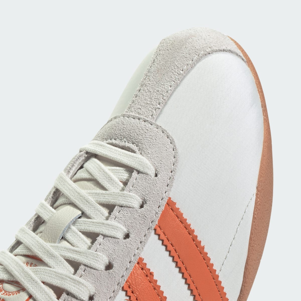 Overkicks - Adidas Tokyo Off White Dusky Orange (Womens) (IH3993) - detalle