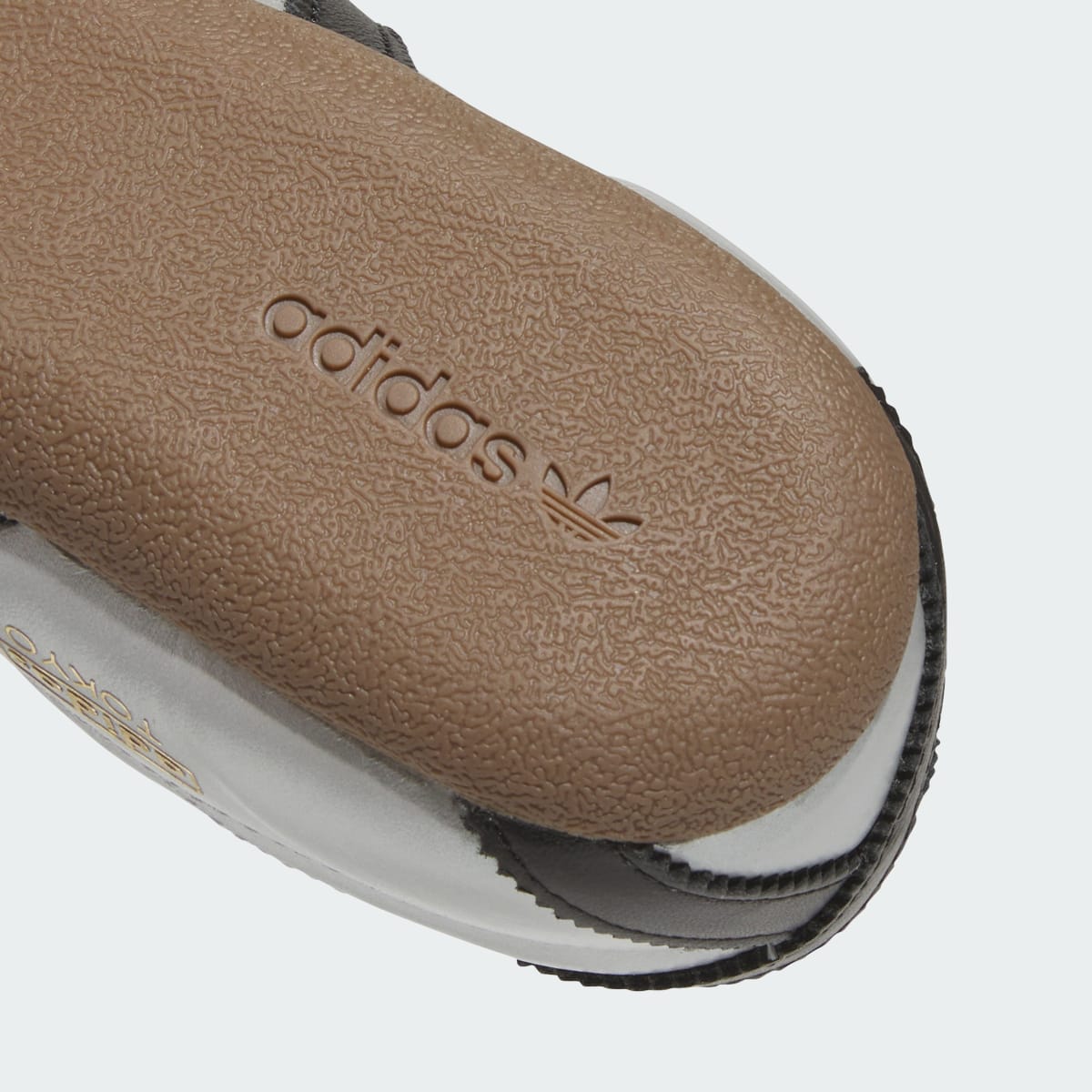 Overkicks - Adidas Tokyo Silver Metallic (Womens) (JQ3024) - detalle