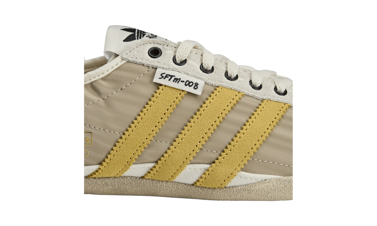 Overkicks - Adidas Tokyo Song For The Mute Off White Yellow (Womens) (KJ4401) - detalle