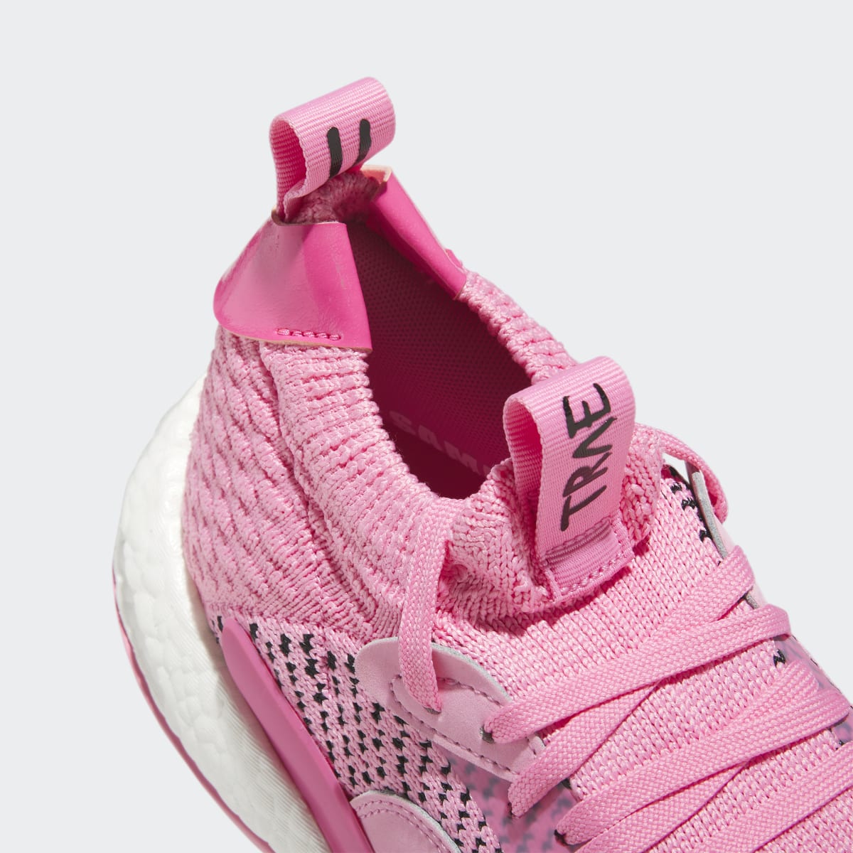 Overkicks - Adidas Trae Young 2.0 Pink Trap House (IE1667) - detalle
