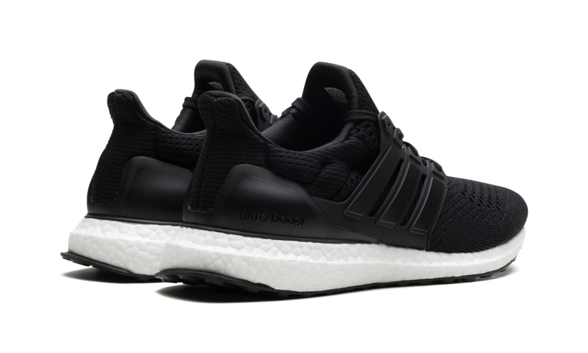 Overkicks - Adidas Ultra Boost 1.0 DNA Black (HQ4201) - par completo