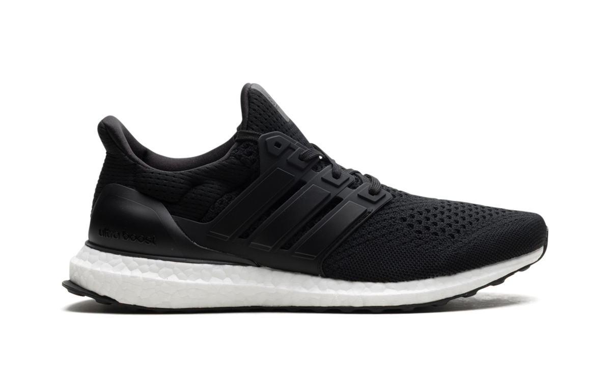 Overkicks - Adidas Ultra Boost 1.0 DNA Black (HQ4201) - detalle talon