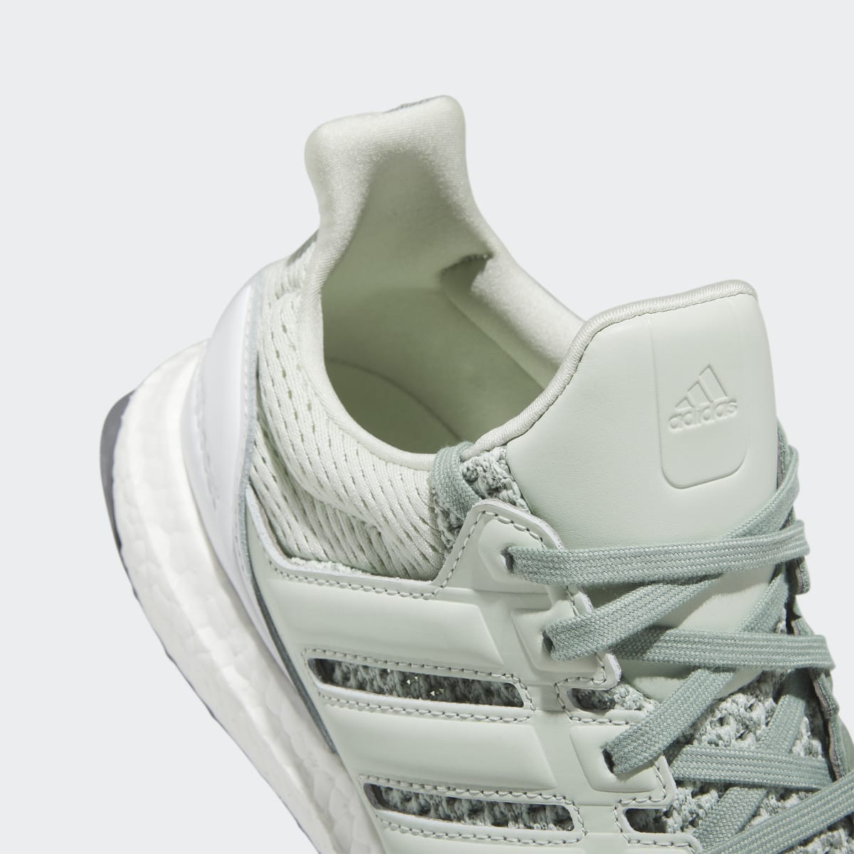 Overkicks - Adidas Ultra Boost 1.0 DNA Split Linen Green (HQ2199) - detalle
