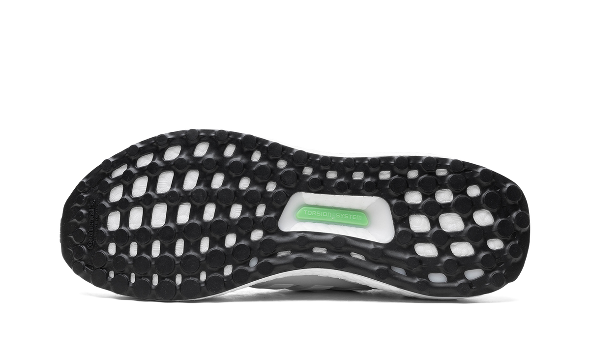 Overkicks - Adidas Ultra Boost 1.0 DNA Triple White (HQ4202) - vista superior