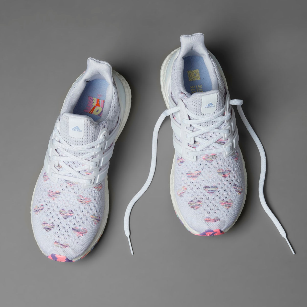 Overkicks - Adidas Ultra Boost 1.0 DNA Valentines Day White (2023) (HQ3857) - detalle suela