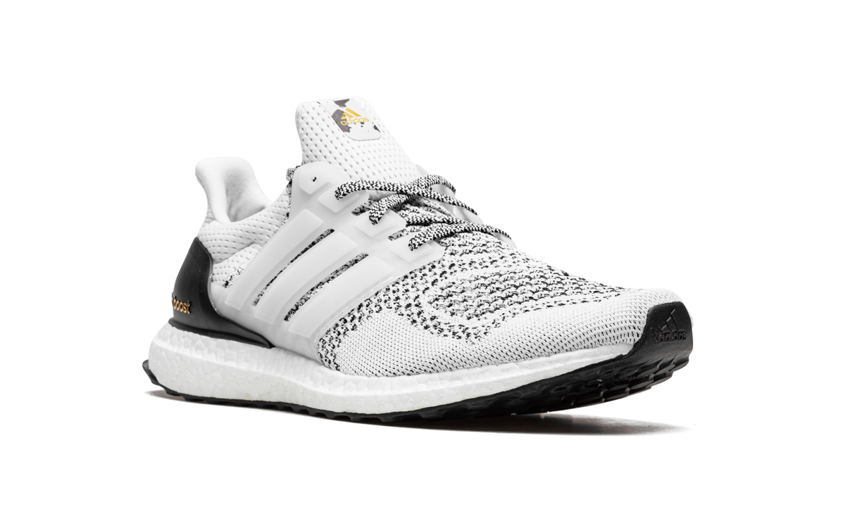 Overkicks - Adidas Ultra Boost 1.0 DNA White Oreo (GZ0449) - detalle lateral interior