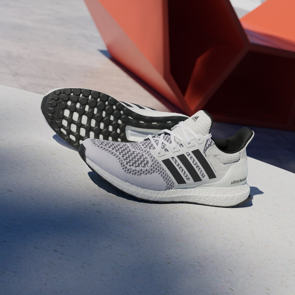 Overkicks - Adidas Ultra Boost 1.0 White Core Black (JR1987) - detalle suela