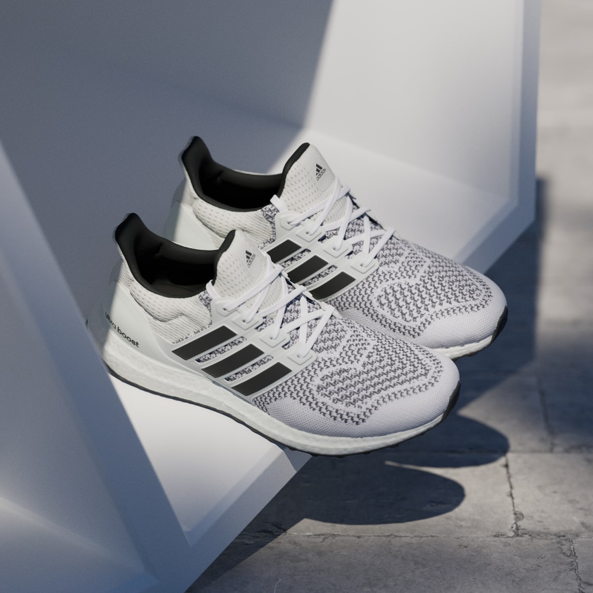 Overkicks - Adidas Ultra Boost 1.0 White Core Black (JR1987) - vista superior