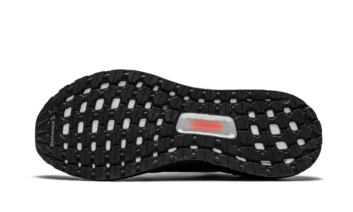 Overkicks - Adidas Ultra Boost 20 Triple Black (EG0691) - vista superior
