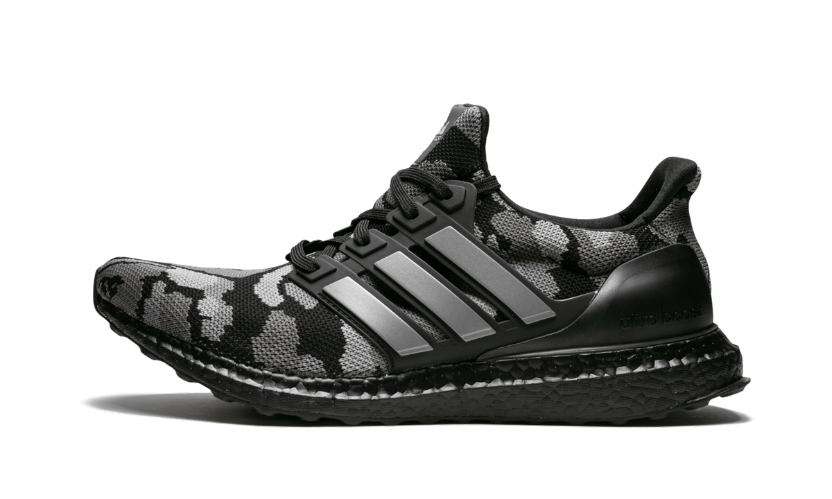 Overkicks - Adidas Ultra Boost 4.0 Bape Camo Black (G54784) - vista lateral