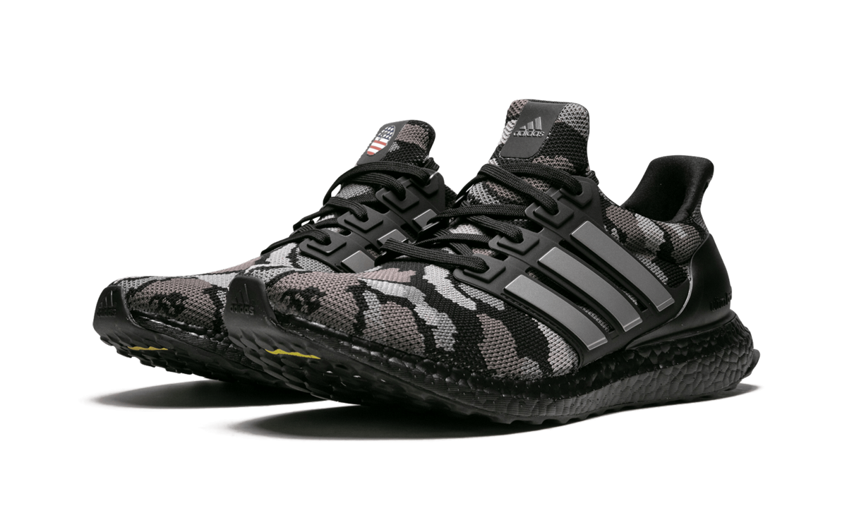 Overkicks - Adidas Ultra Boost 4.0 Bape Camo Black (G54784) - vista trasera