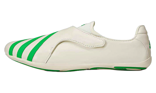 Overkicks - Adidas Vario Flat Earther Pharrell White Green (KI7669) - vista lateral
