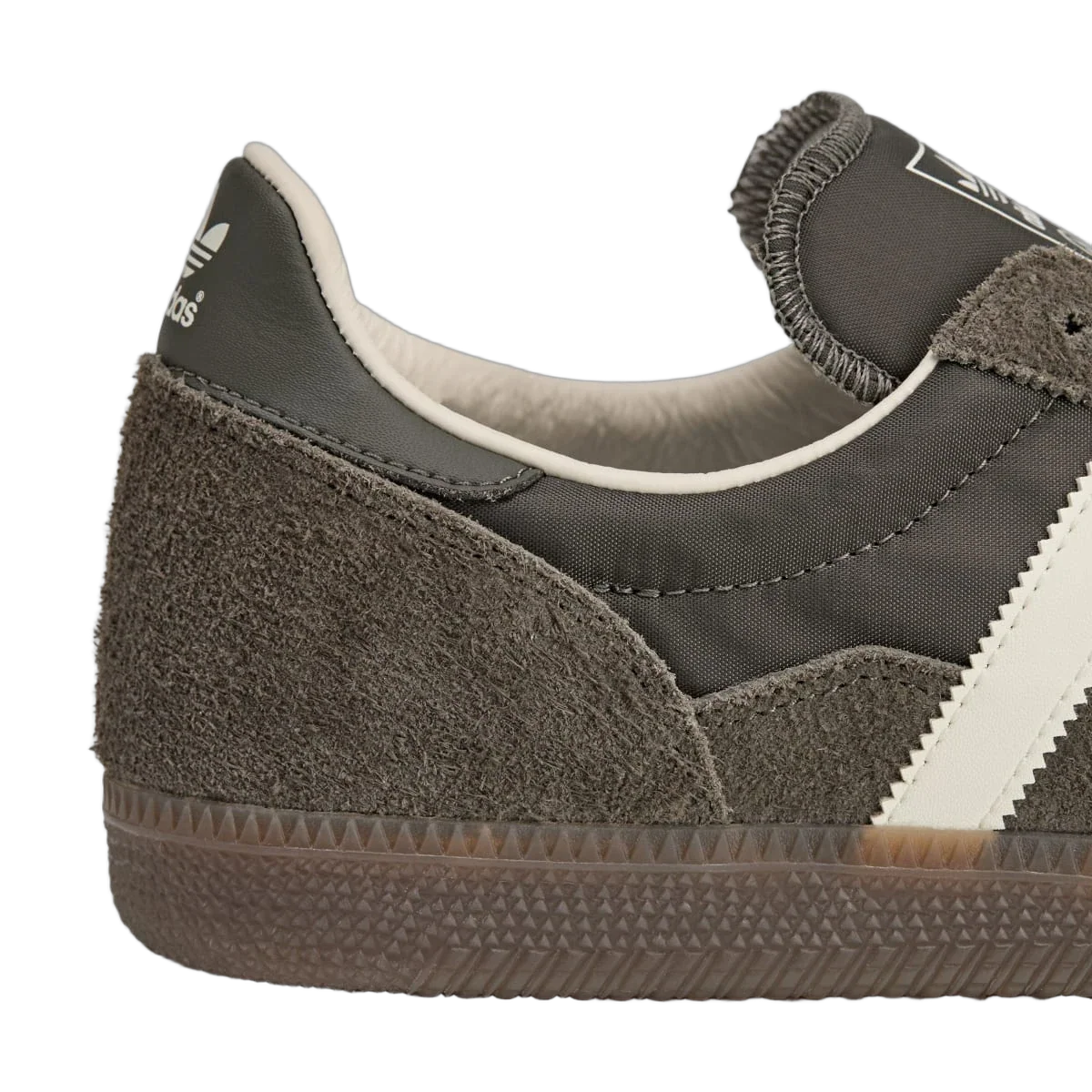 Overkicks - Adidas Wensley SPZL Utility Grey Gum (KI5801) - detalle lateral interior