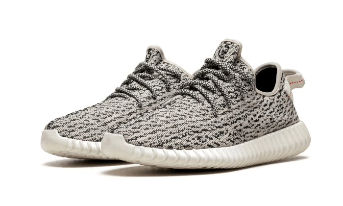 Overkicks - Adidas Yeezy Boost 350 Turtledove 2022 (AQ4832) - vista trasera