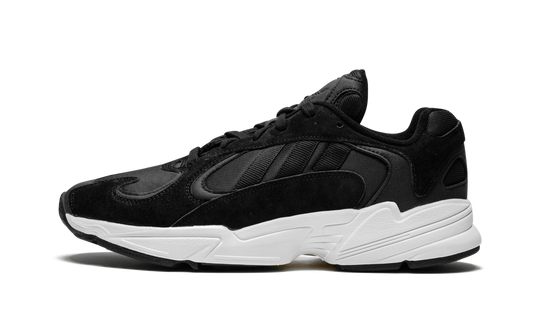 Overkicks - Adidas Yung-1 Black White (CG7121) - vista lateral