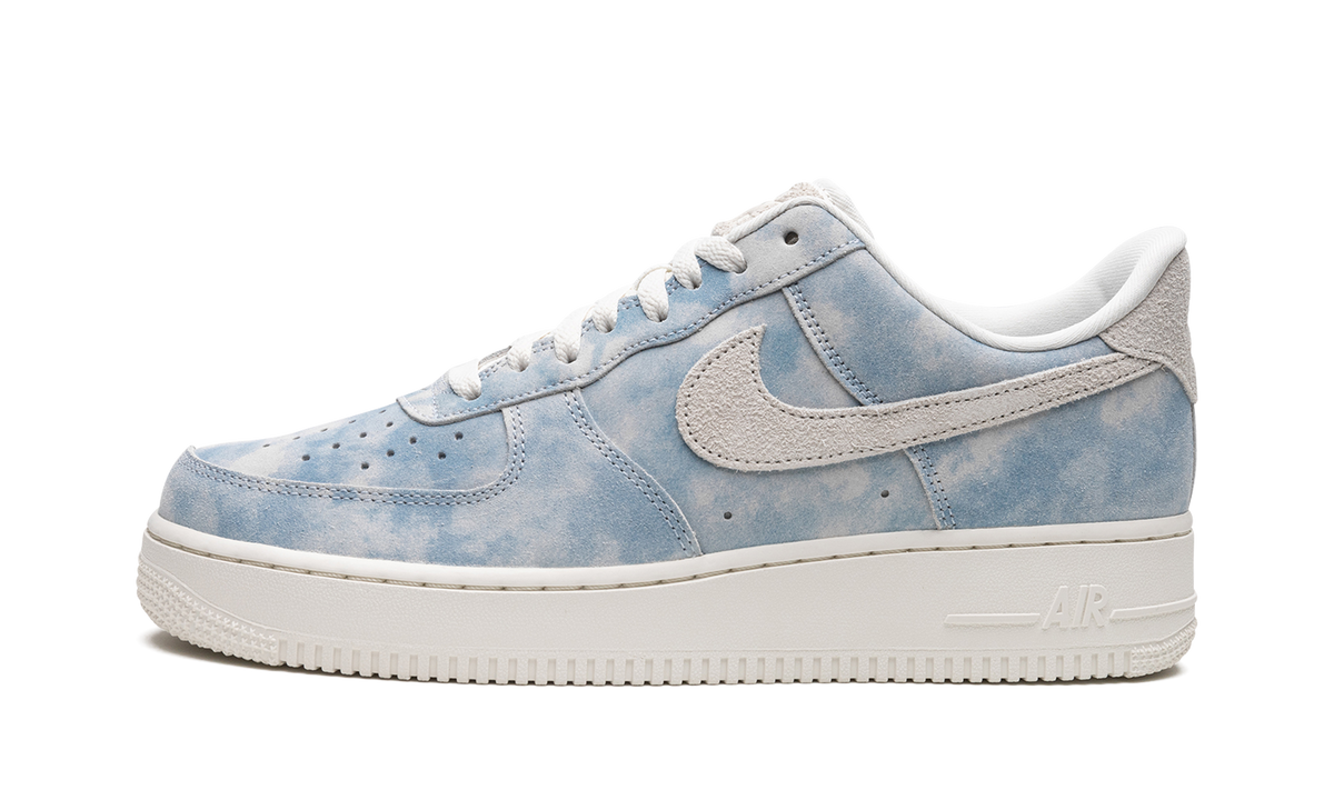 Overkicks - Air Force 1 Low Clouds Celestine Blue (FD0883-400) - vista lateral