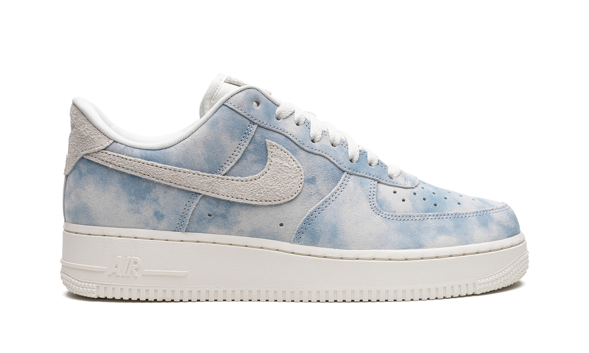Overkicks - Air Force 1 Low Clouds Celestine Blue (FD0883-400) - detalle talón