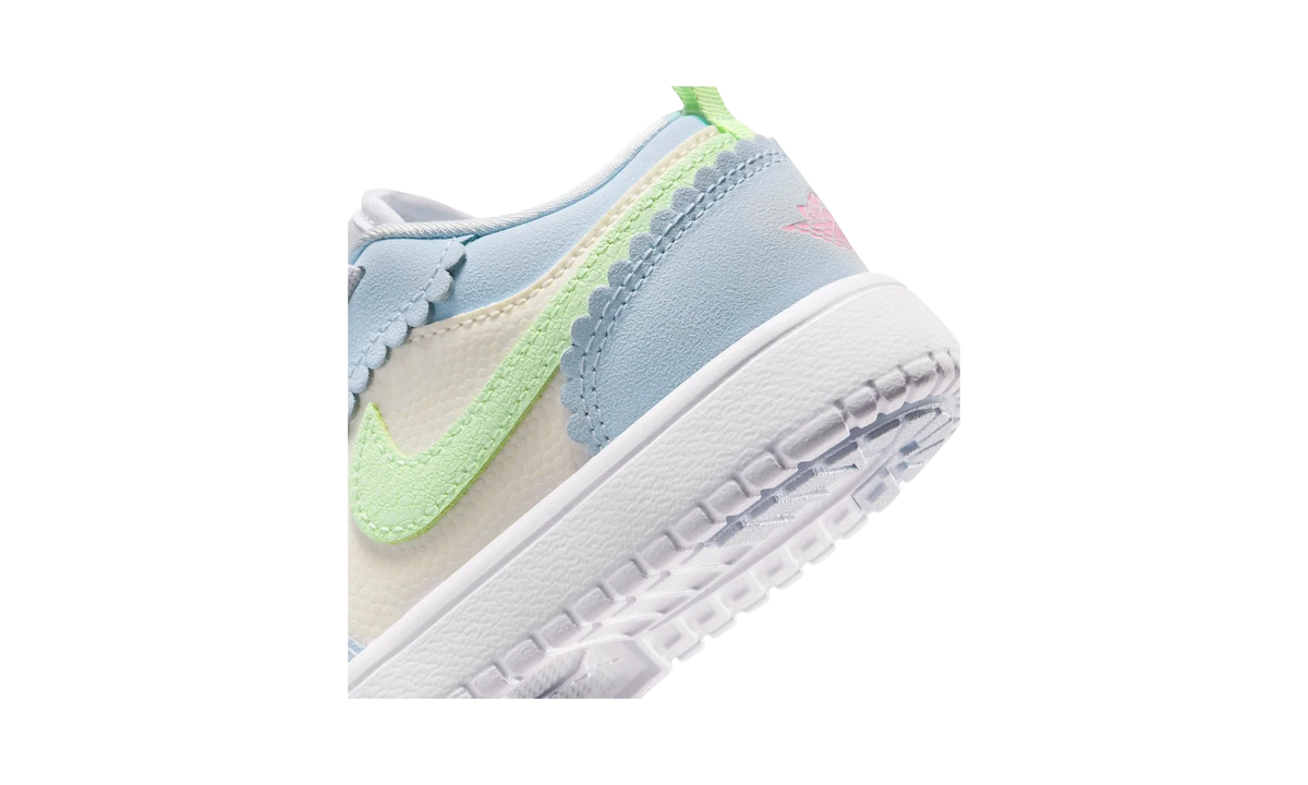 Overkicks - Air Jordan 1 Low ALT SE Half Blue Sail Vapor Green (PS) (IB7117-403) - imagen 8