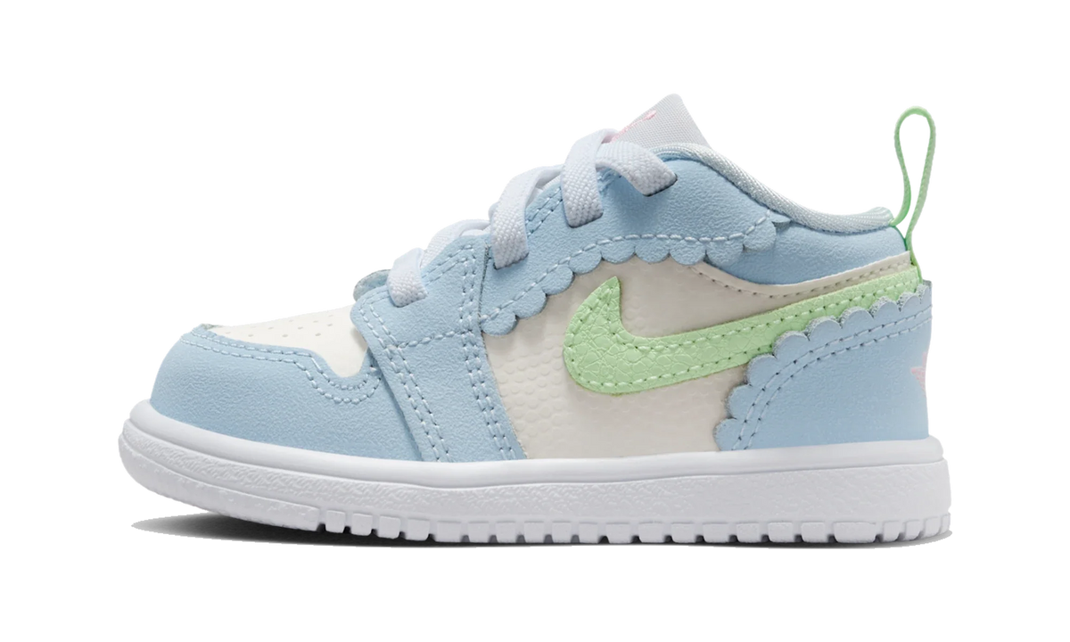 Overkicks - Air Jordan 1 Low ALT SE Love Is In The Air (TD) (IB7120-403) - vista lateral