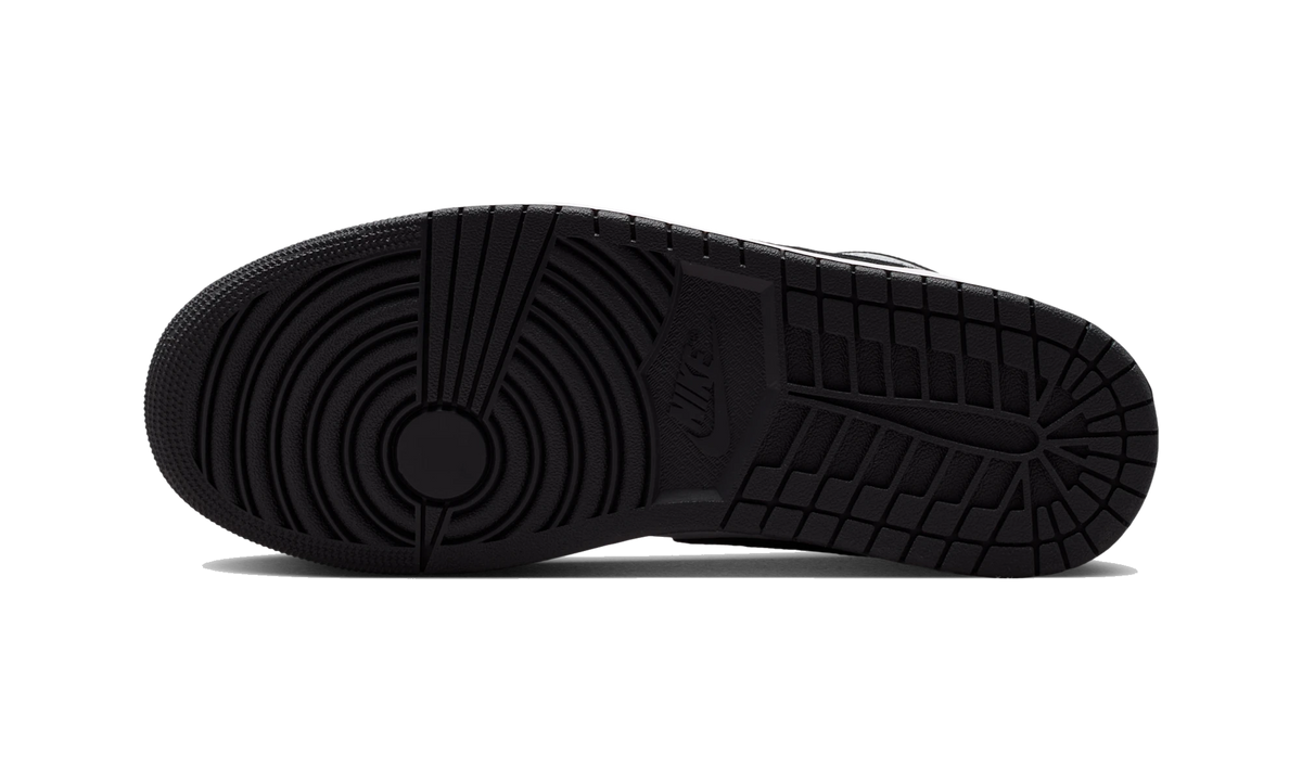 Overkicks - Air Jordan 1 Low Black/Light Smoke Grey/White (553558-048) - par completo