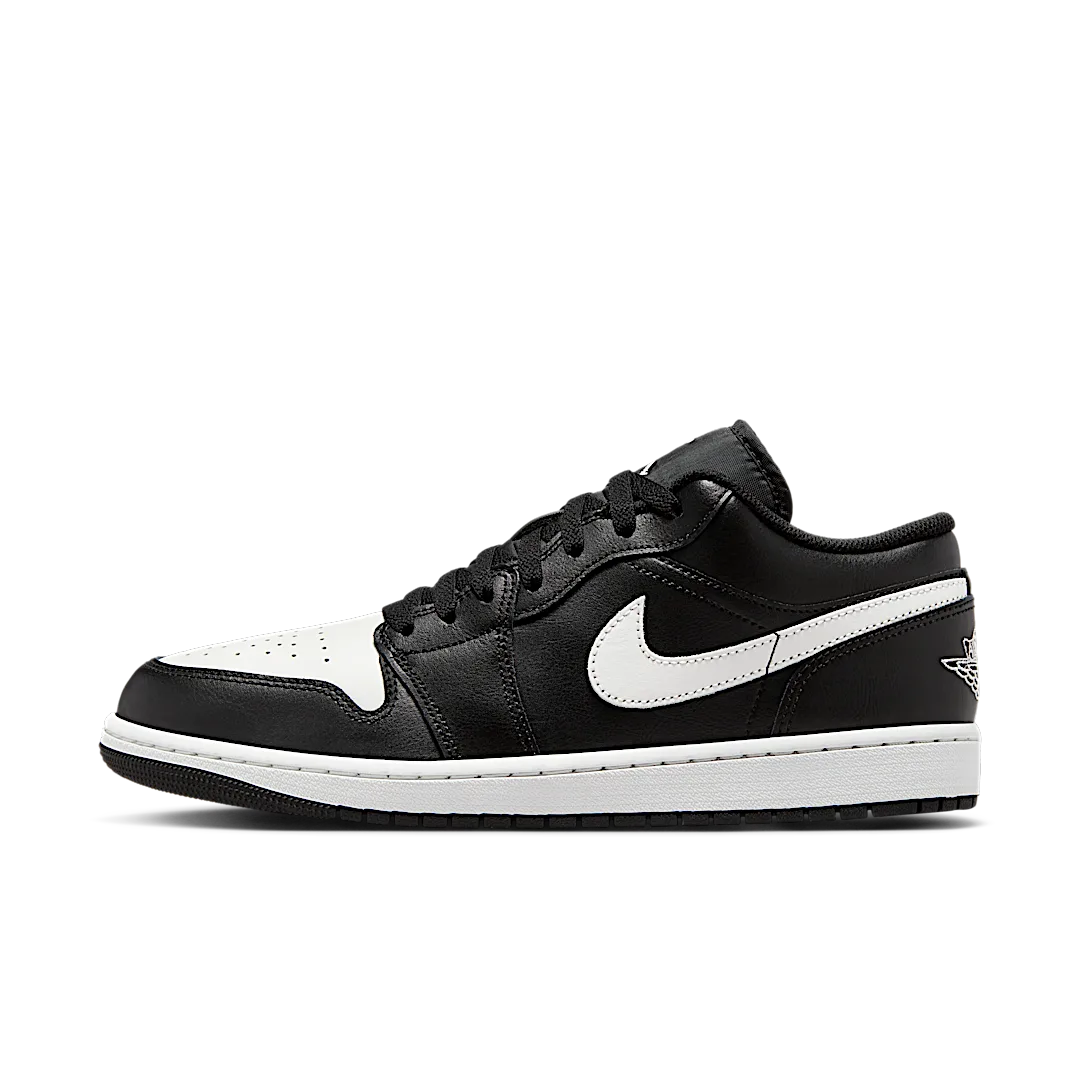 Overkicks - Air Jordan 1 Low Black Summit White (553558-043) - vista lateral