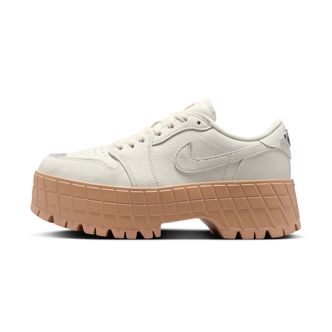 Overkicks - Air Jordan 1 Low Brooklyn Sail Rattan (HF3184-101) - vista lateral
