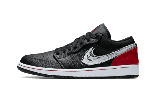 Overkicks - Air Jordan 1 Low Brushstroke Swoosh Black (DA4659-001) - vista lateral