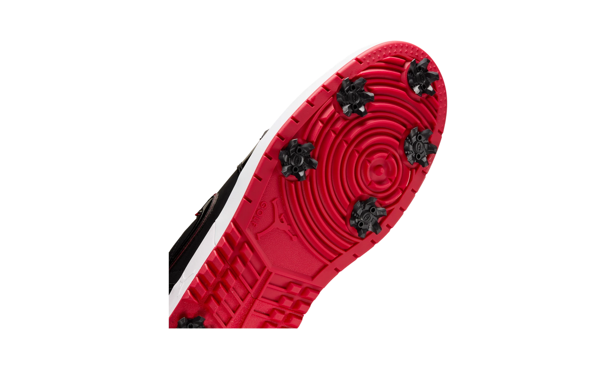 Overkicks - Air Jordan 1 Low Golf Spiked Bred Black Patent (IQ3417-002) - detalle
