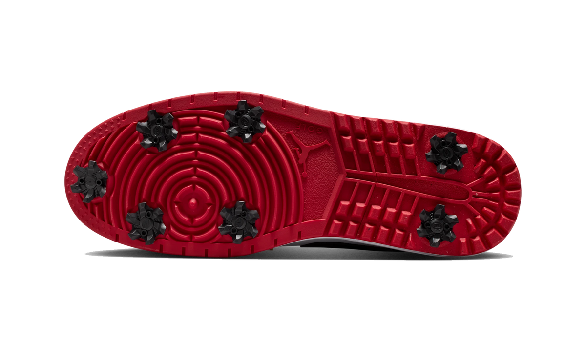 Overkicks - Air Jordan 1 Low Golf Spiked Varsity Red White Black (IQ3417-600) - par completo