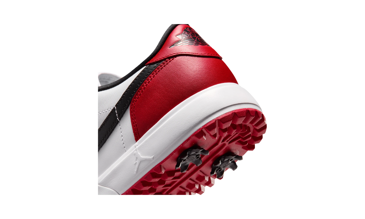 Overkicks - Air Jordan 1 Low Golf Spiked Varsity Red White Black (IQ3417-600) - detalle