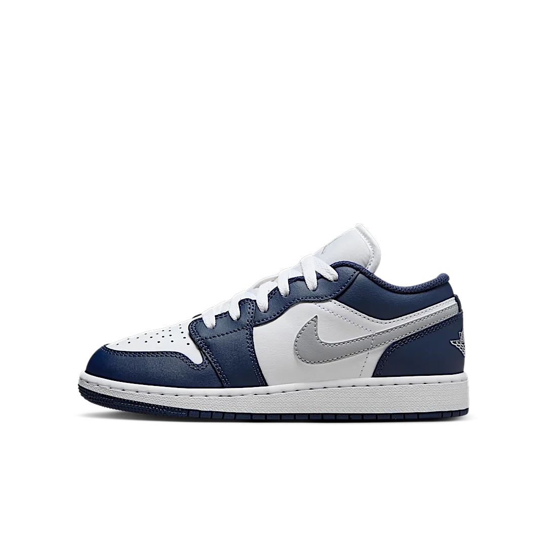 Overkicks - Air Jordan 1 Low Midnight Navy Wolf Grey (GS) (553560-141) - vista lateral