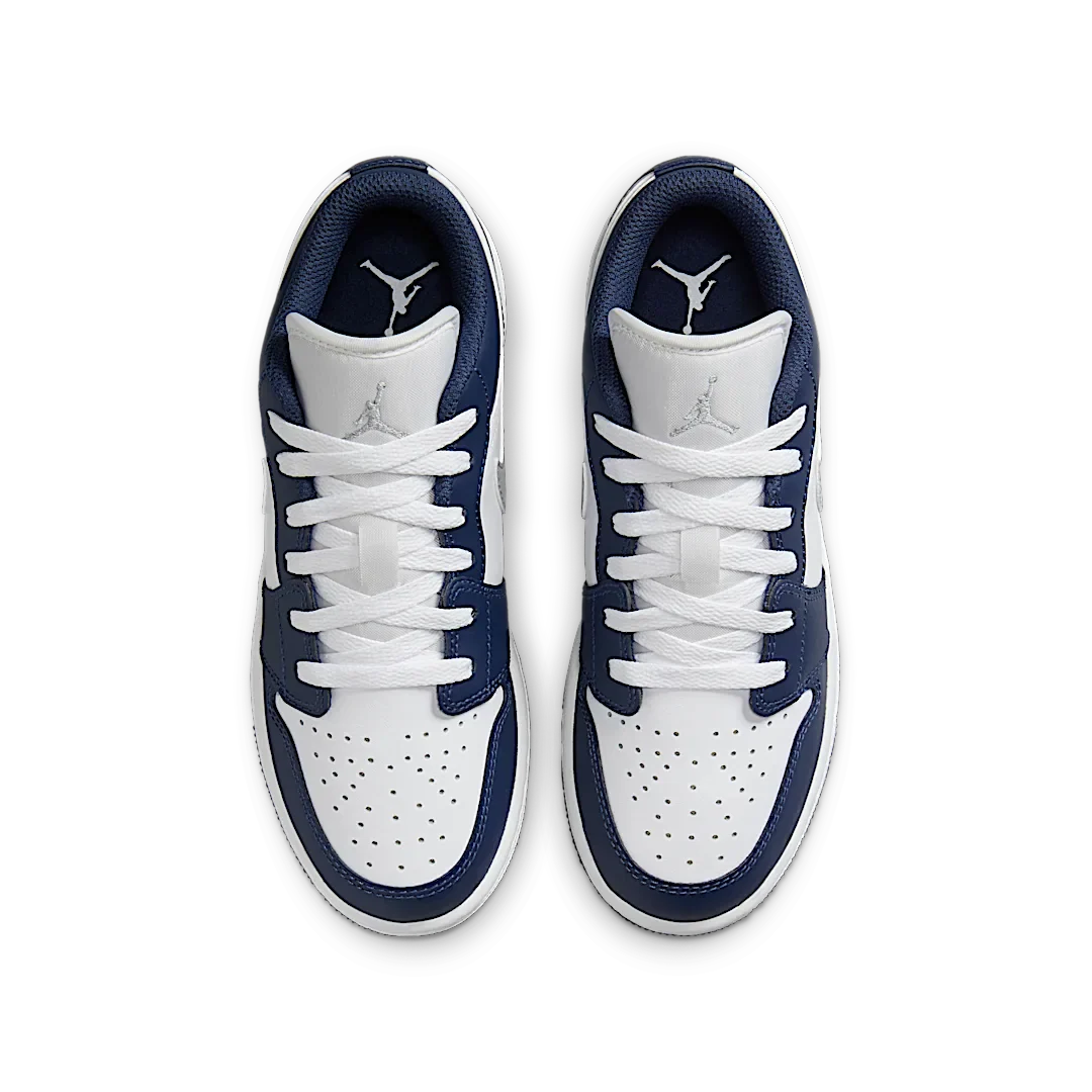 Overkicks - Air Jordan 1 Low Midnight Navy Wolf Grey (GS) (553560-141) - imagen 3