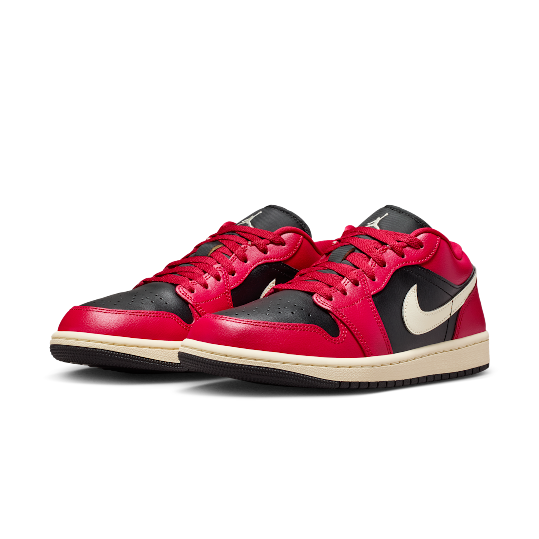 Overkicks - Air Jordan 1 Low Mystic Hibiscus Black (DC0774-605) - vista trasera
